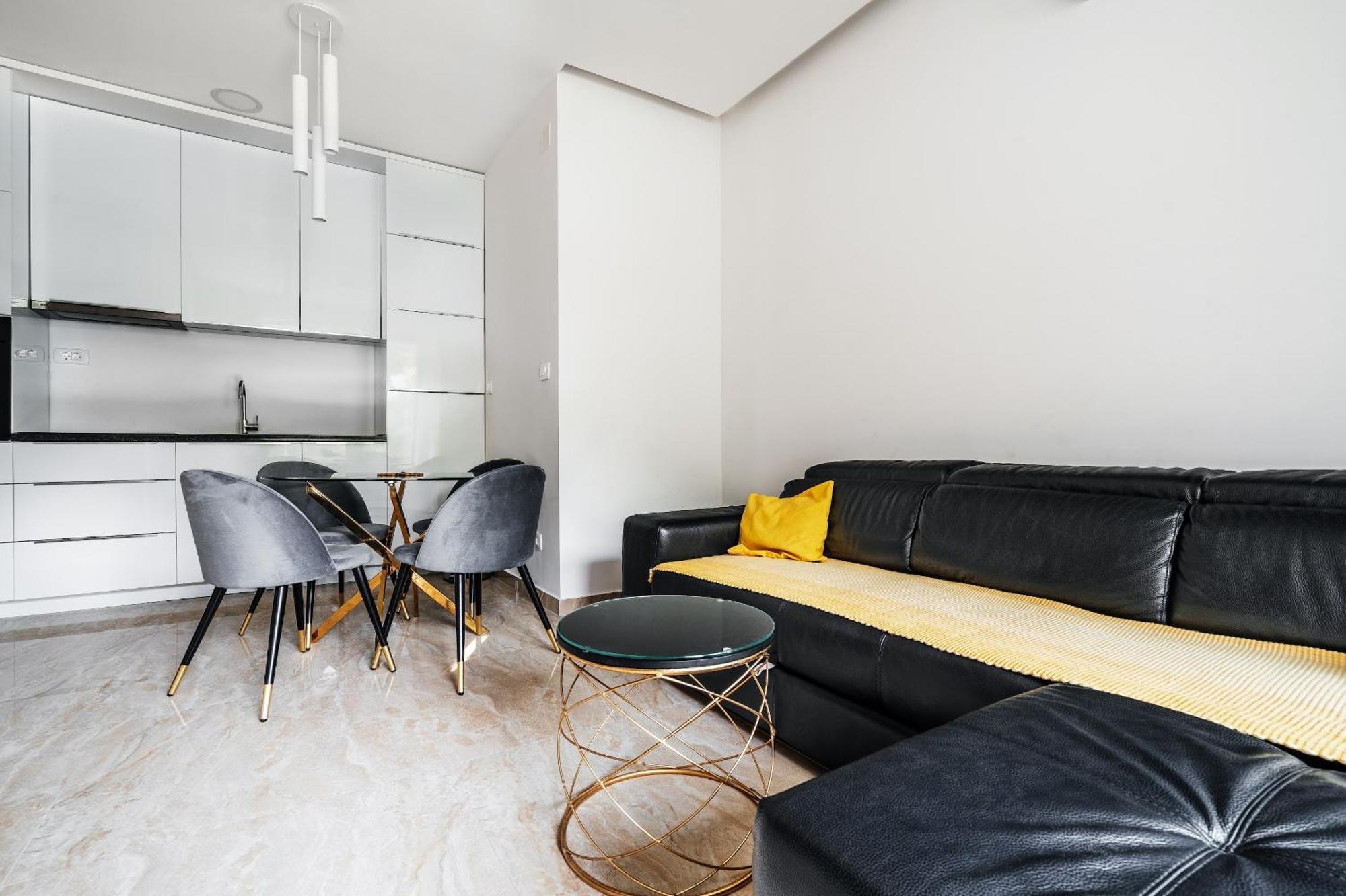 רפאלוביץ' Aura Tower Aparments By In Property מראה חיצוני תמונה