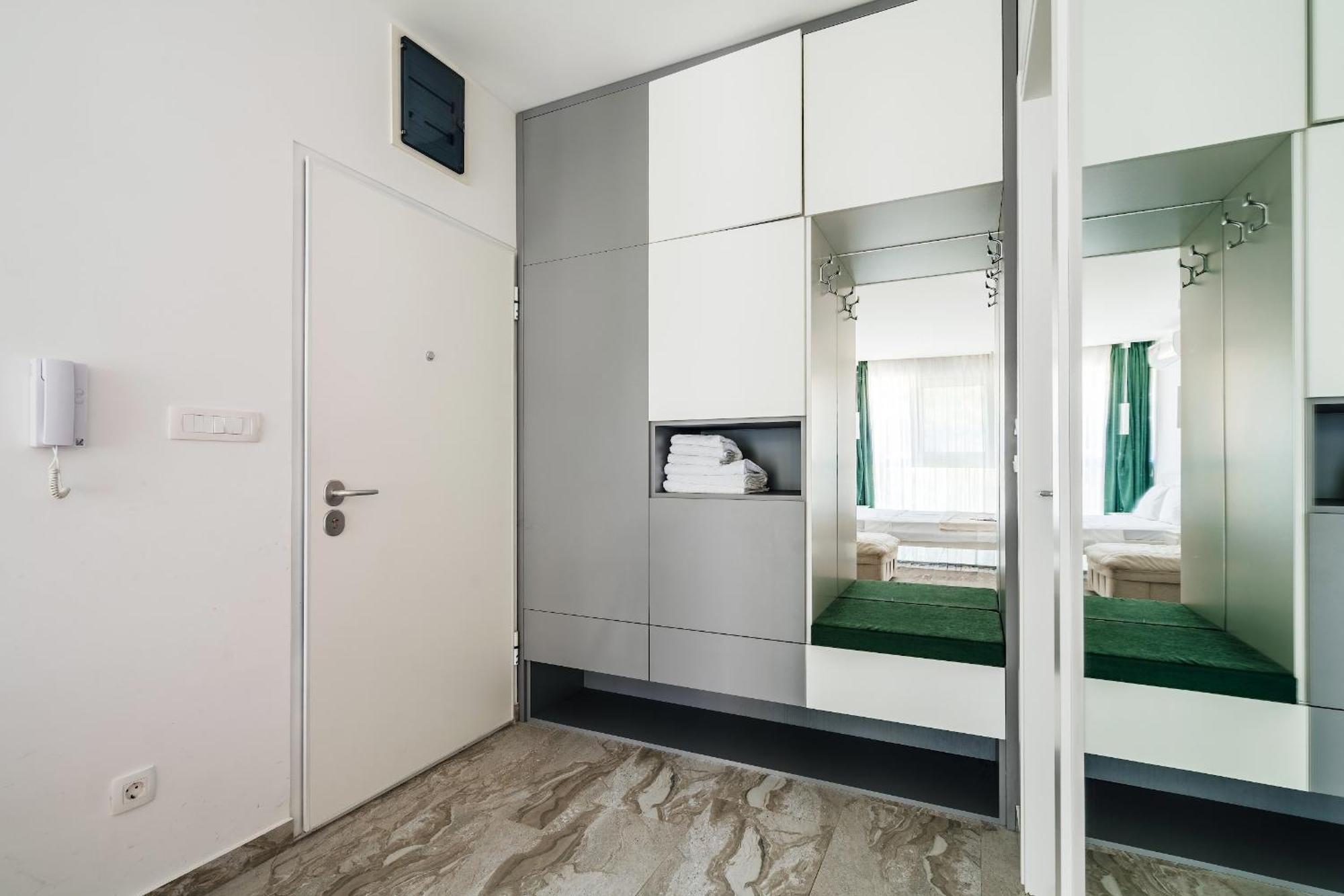 רפאלוביץ' Aura Tower Aparments By In Property מראה חיצוני תמונה