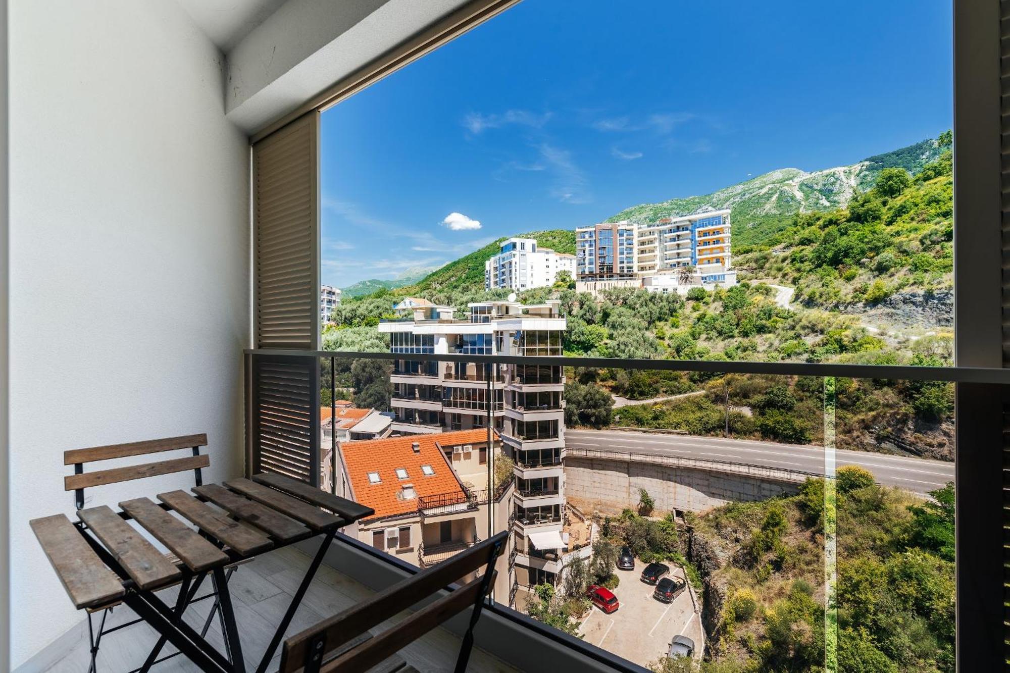 רפאלוביץ' Aura Tower Aparments By In Property מראה חיצוני תמונה